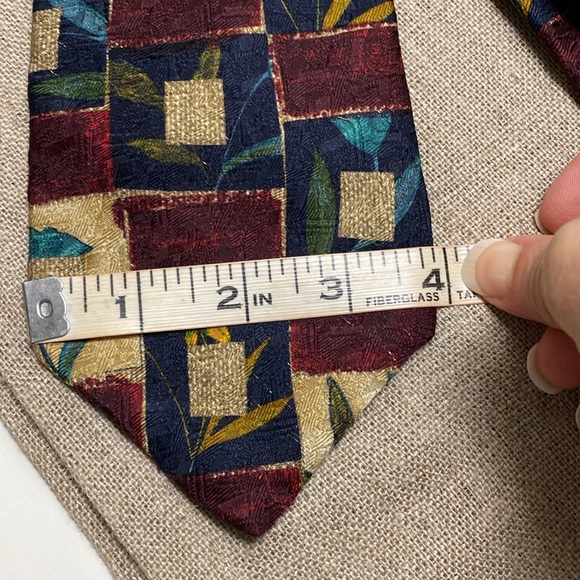 Aquascutum of London 100%silk vintage tie - Picture 5 of 10